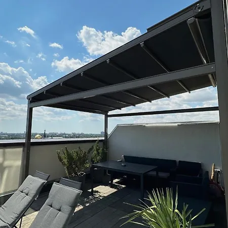 Apartment With A Terrace And Panoramic Sea And Views Odesa